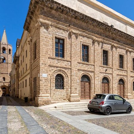 Apartmán La Finestra Sul Teatro Alghero Exteriér fotografie