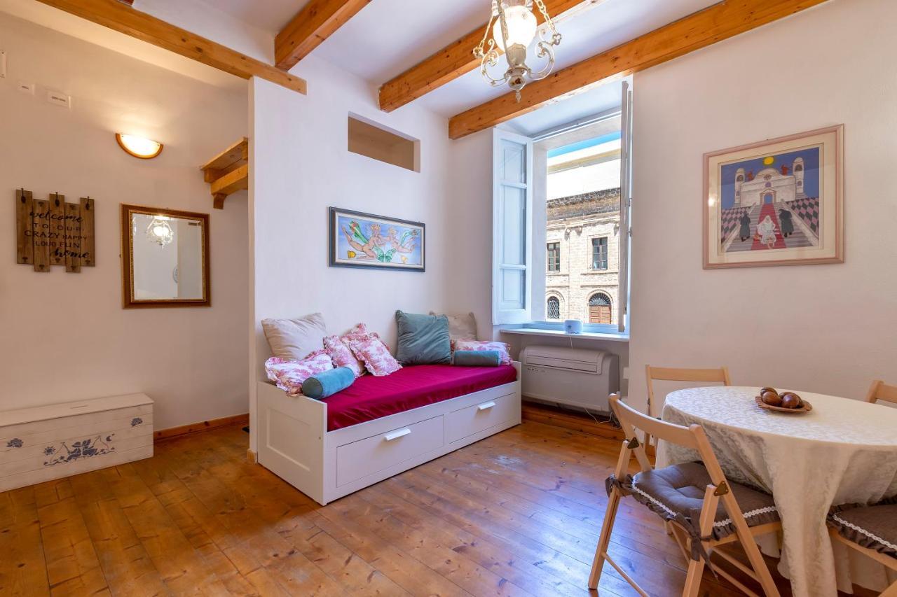 Apartmán La Finestra Sul Teatro Alghero Exteriér fotografie