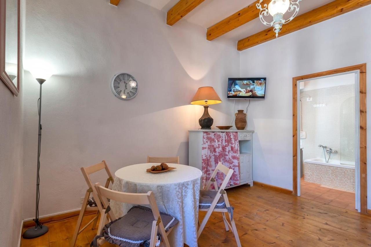 Apartmán La Finestra Sul Teatro Alghero Exteriér fotografie
